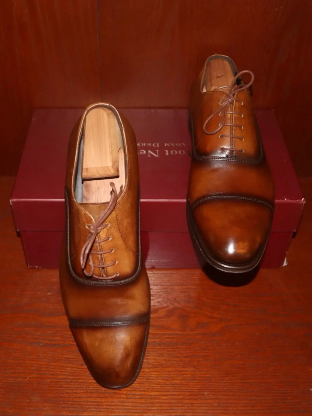 To Boot Brown Burnished Cap-Toe Oxford Lace-Up